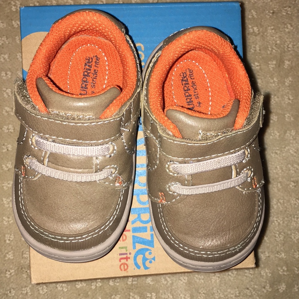 Boys infant size 3 tan shoes